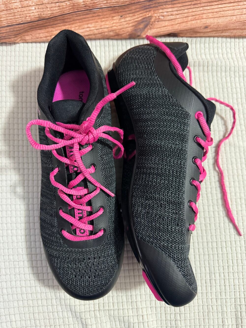 Tommaso Cycling Shoes Pink Black Size 11 Bike